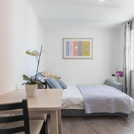 Apartament Parque Nacoes, Near Airport, Metro Station