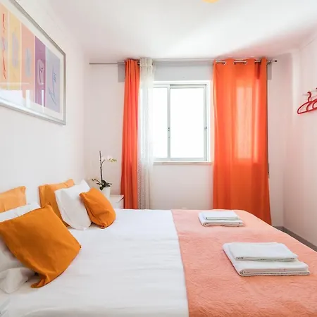 Parque Nacoes, Near Airport, Metro Station