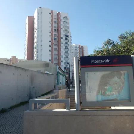 아파트 Parque Nacoes, Near Airport, Metro Station